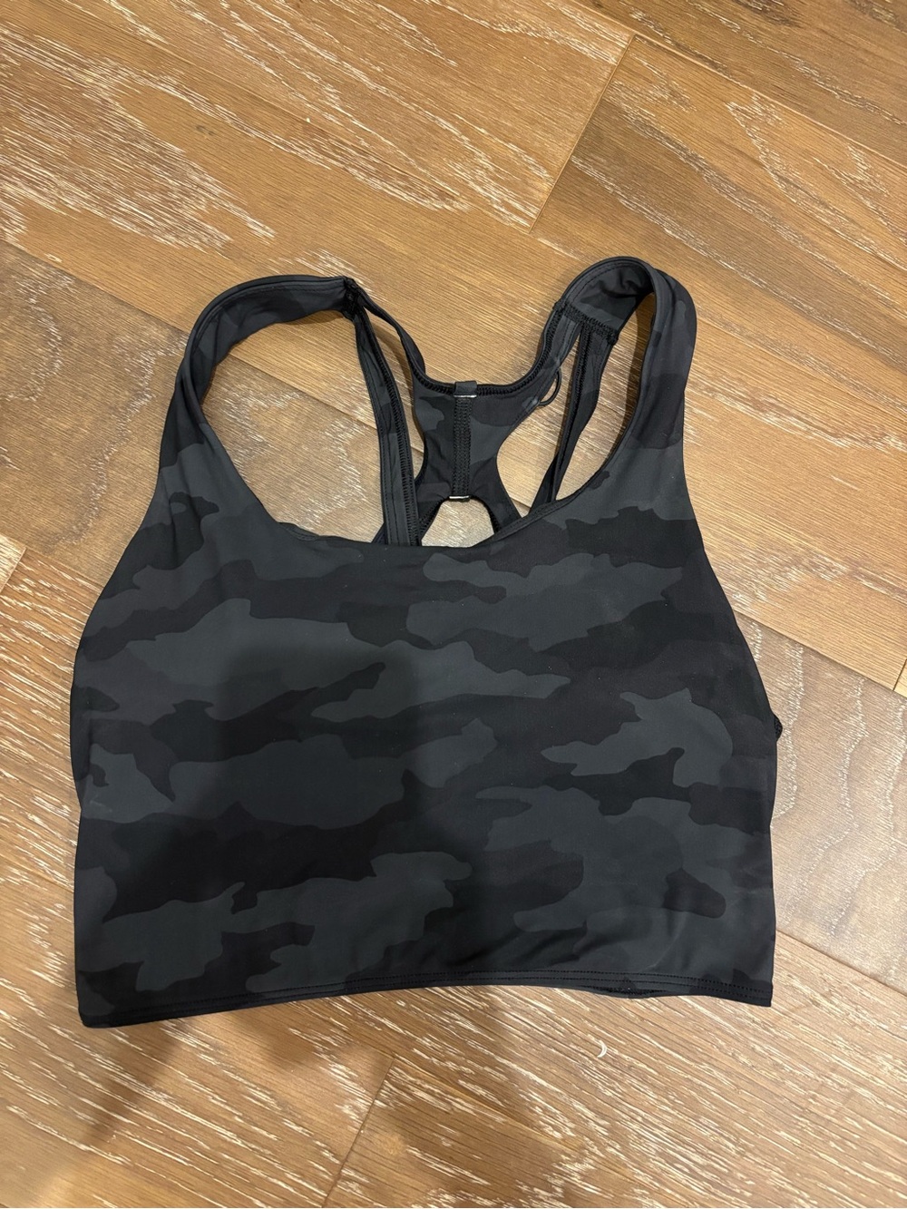 Lululemon Racerback Sports Bra - size 6